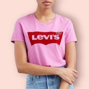 Pink Levi’s Logo Tee,  Size M